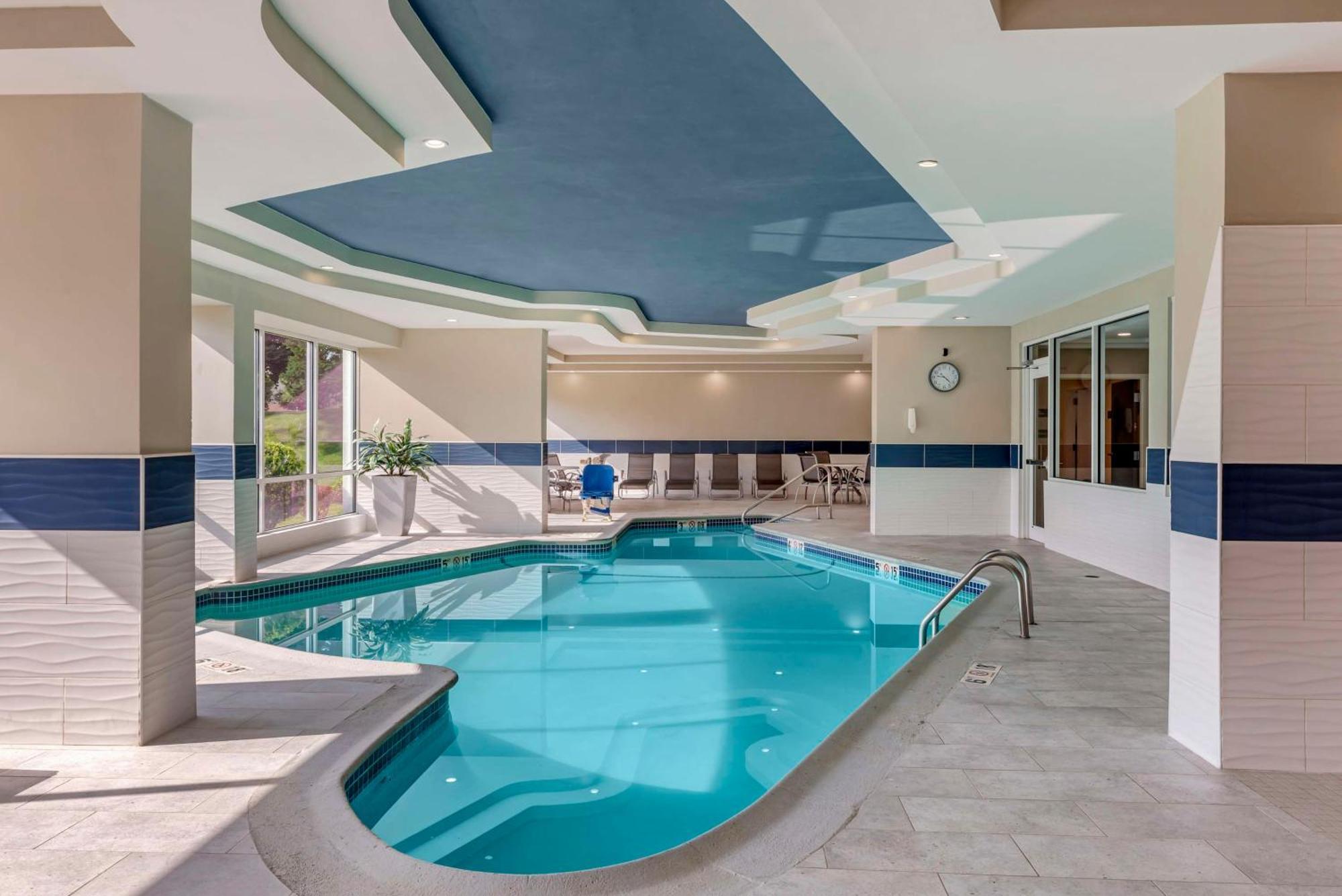 Best Western Plus North Shore Hotel Danvers Eksteriør billede