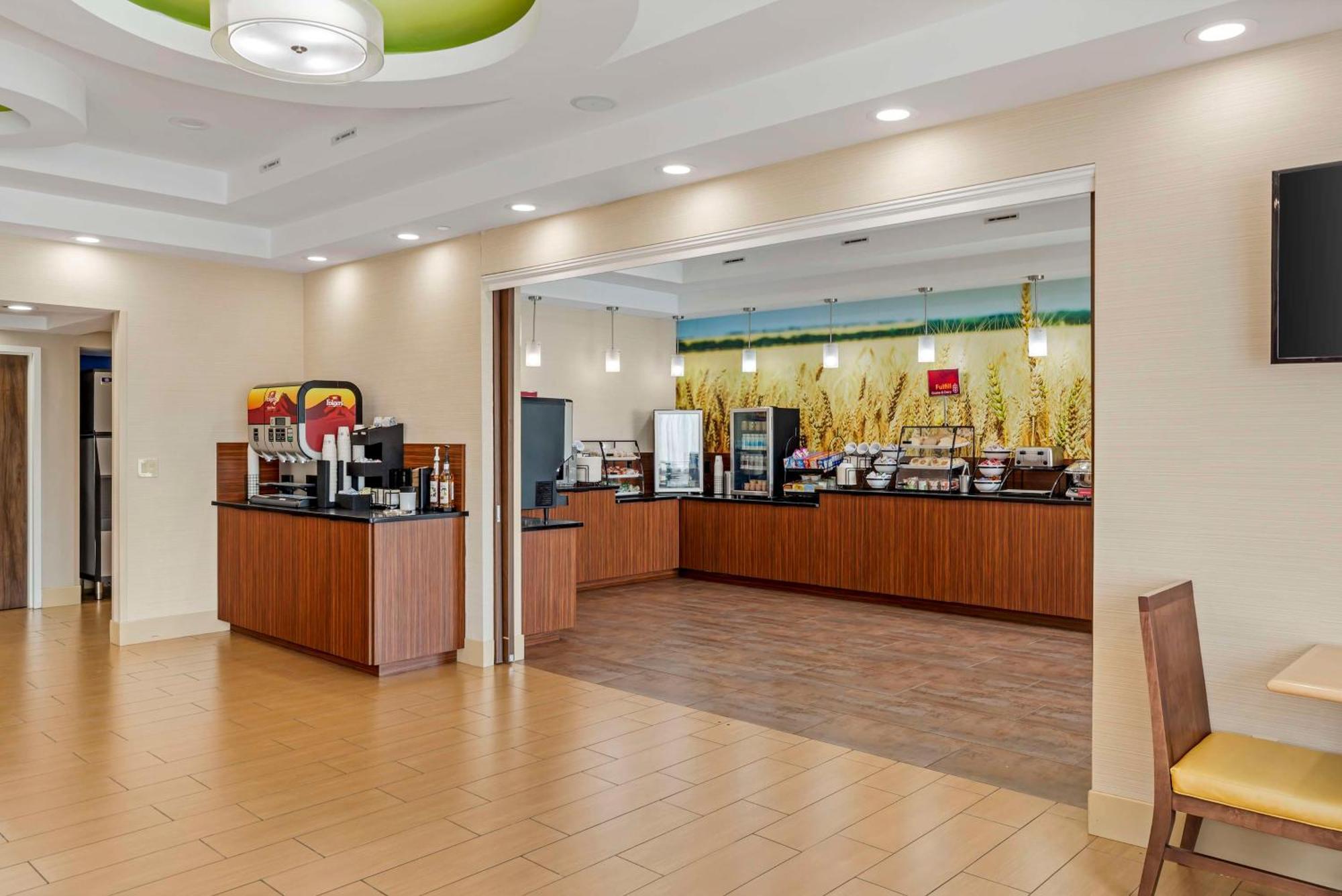 Best Western Plus North Shore Hotel Danvers Eksteriør billede