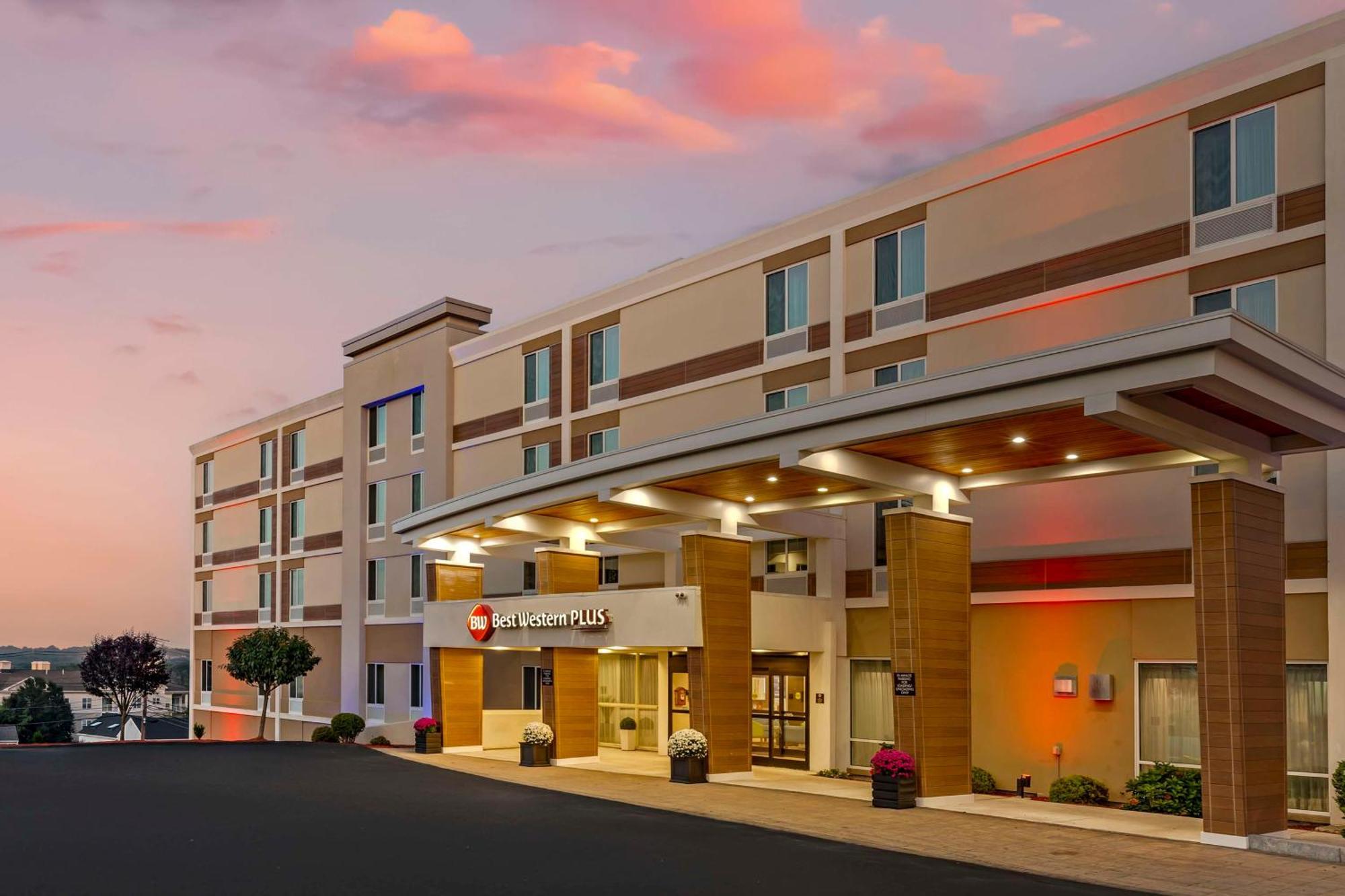 Best Western Plus North Shore Hotel Danvers Eksteriør billede