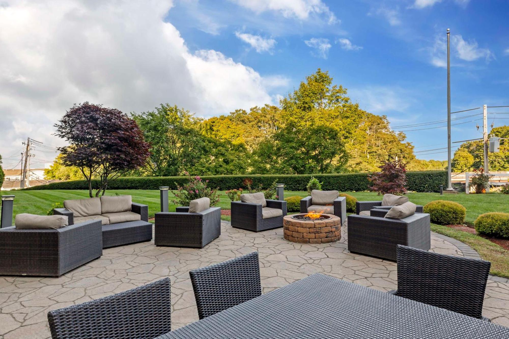 Best Western Plus North Shore Hotel Danvers Eksteriør billede