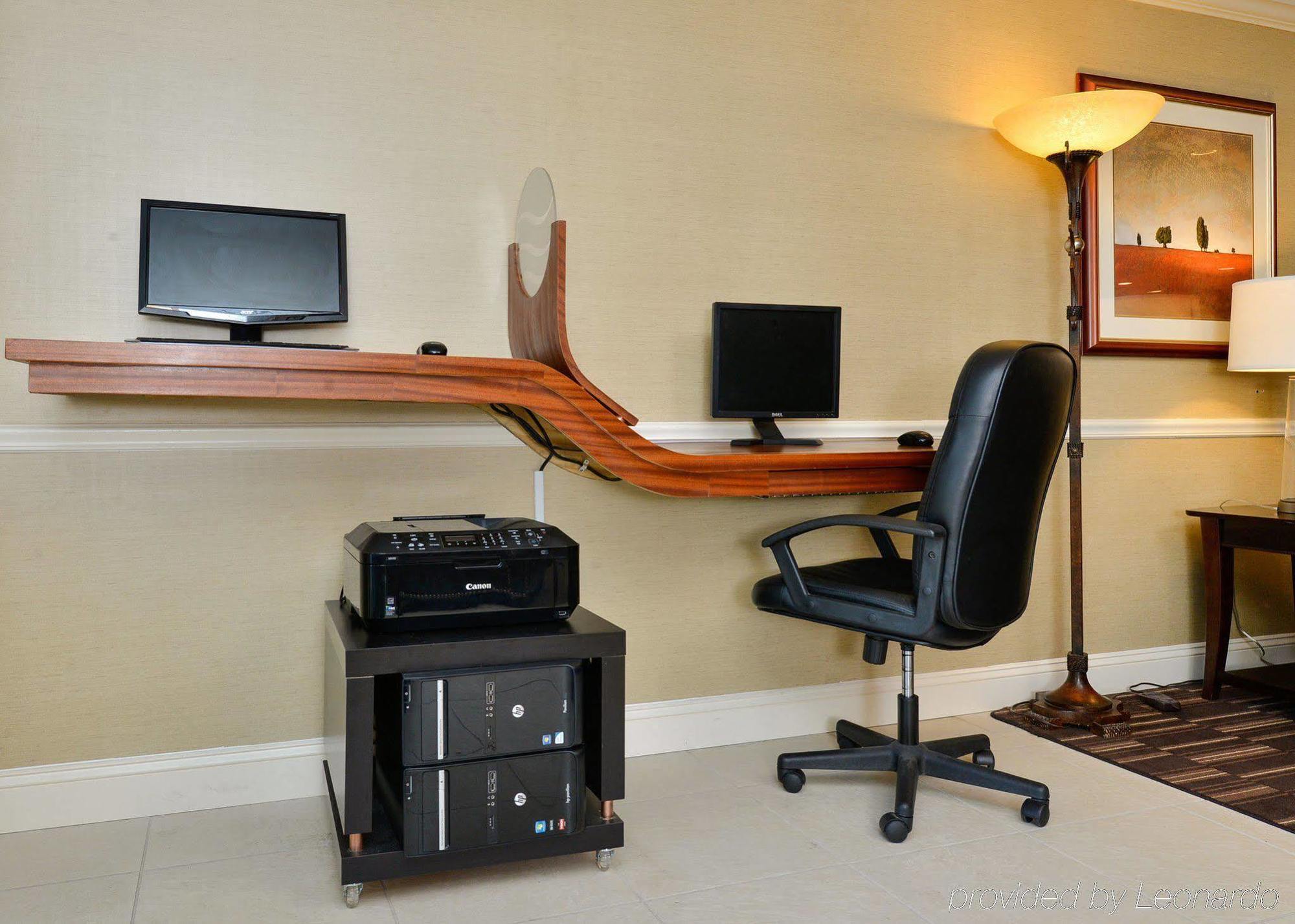 Best Western Plus North Shore Hotel Danvers Eksteriør billede